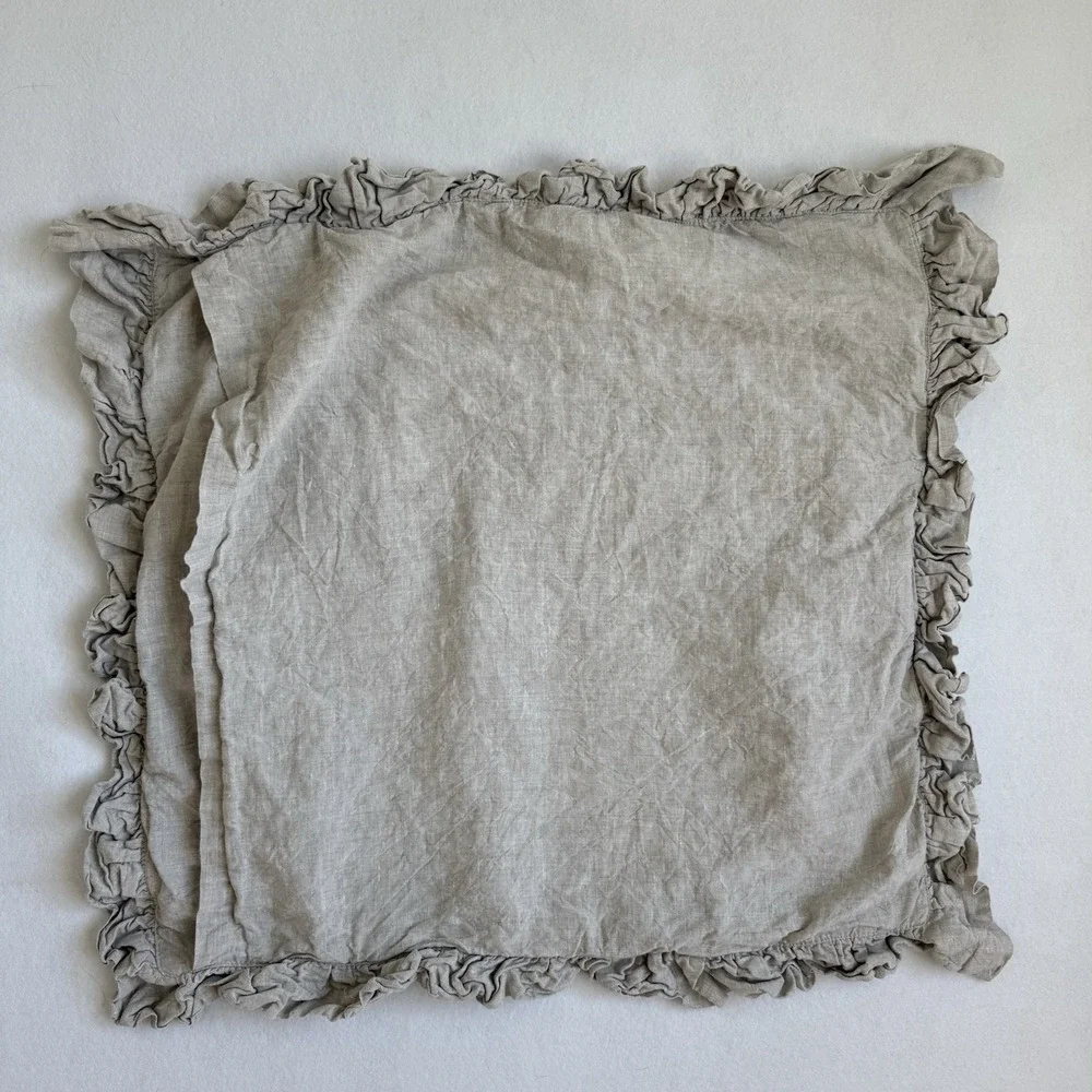 Pottery Barn 100% Linen Ruffle Pillow Cover Case 26x26 Beige EUC